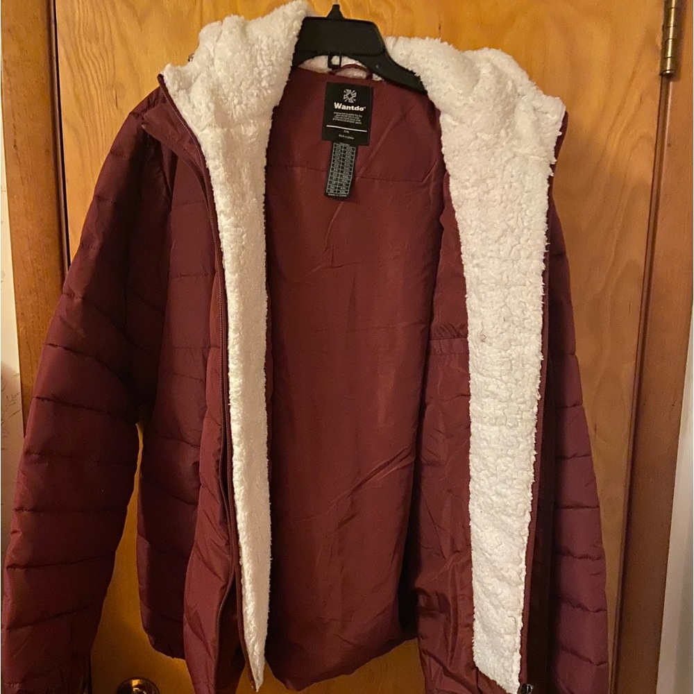 Women’s Jacket - Picture 2 of 4